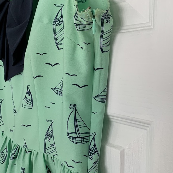 Spring sail print Peplum top - Picture 4 of 4